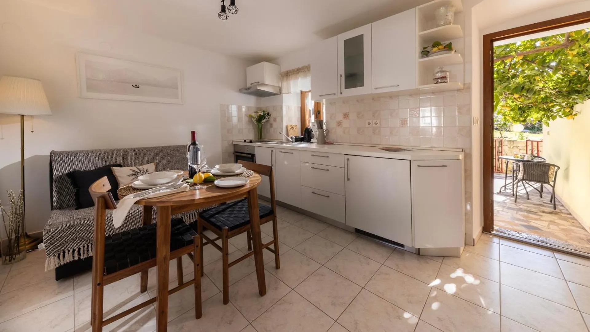 Apartment Mirjana New Mali Lošinj 0*,  Croazia